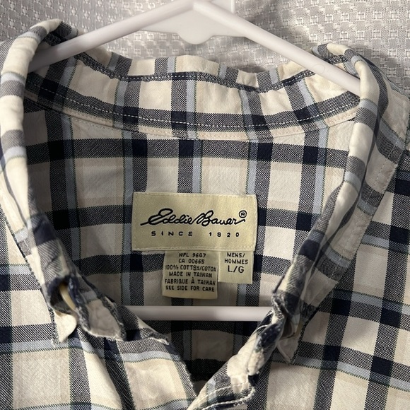 Eddie Bauer Button Down Collared Long Sleeve Blue & White Plaid Size Large shirt - Picture 2 of 10